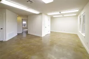 6400 Lakeshore Dr, Lago Vista, TX 78645 - Photo 27