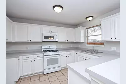 806 Red River Lane, Leander, TX 78641 - Photo 11