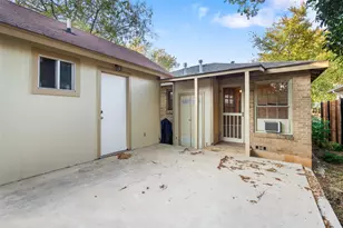 1911 W 38th St, Austin, TX 78731 - Photo 21
