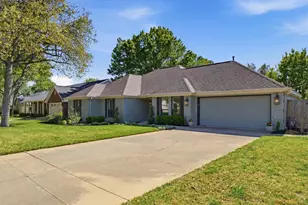 2810 Brandy Ln, Georgetown, TX 78628 - Photo 3