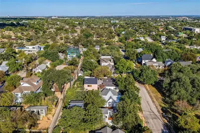 906 E 14th Street #A, Austin, TX 78702 - Photo 29