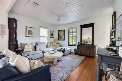 906 E 14th Street #A, Austin, TX 78702 - Photo 7