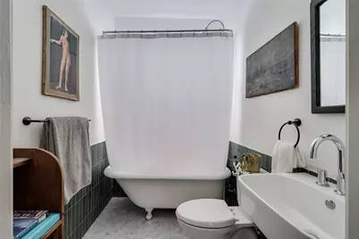 906 E 14th Street #A, Austin, TX 78702 - Photo 25