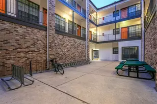 912 W 22nd St, Austin, TX 78705 - Photo 13