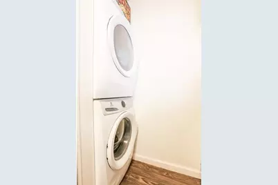 912 W 22nd Street #302, Austin, TX 78705 - Photo 5