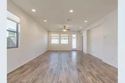 9100 Moonstone Drive, Austin, TX 78729 - Photo 11