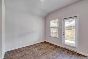 109 Bethpage Dr, San Marcos, TX 78666 - Photo 15