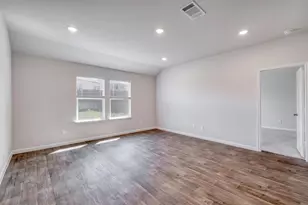 109 Bethpage Dr, San Marcos, TX 78666 - Photo 5