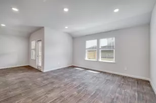 109 Bethpage Dr, San Marcos, TX 78666 - Photo 7