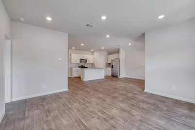 109 Bethpage Drive, San Marcos, TX 78666 - Photo 9