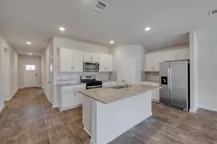 109 Bethpage Dr, San Marcos, TX 78666 - Photo 11
