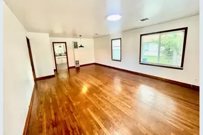 1109 Davis Street, Taylor, TX 76574 - Photo 3