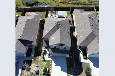 426 Eves Necklace Drive, Buda, TX 78610 - Photo 3