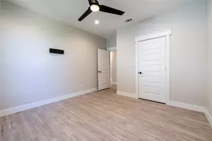 20703 Bonanza St, Lago Vista, TX 78645 - Photo 19