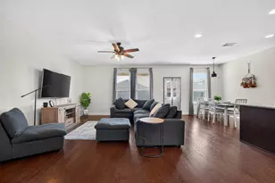 19813 Shinning Isle Run, Pflugerville, TX 78660 - Photo 5