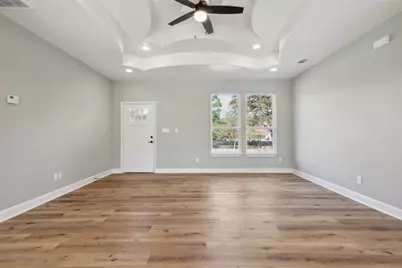 109 Creekside Drive, Bastrop, TX 78602 - Photo 7