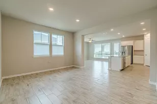 404 Eagle Dr, San Marcos, TX 78666 - Photo 7