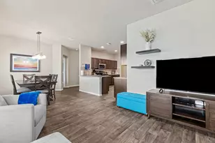 404 Cassandra Dr, Hutto, TX 78634 - Photo 7