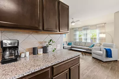 404 Cassandra Drive, Hutto, TX 78634 - Photo 9