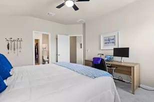 404 Cassandra Dr, Hutto, TX 78634 - Photo 17