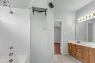 1902 Hollow Tree Blvd, Round Rock, TX 78681 - Photo 23