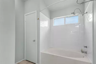 1902 Hollow Tree Boulevard, Round Rock, TX 78681 - Photo 23