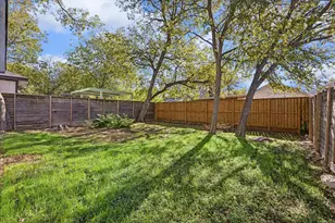 907 E 53rd St, Austin, TX 78751 - Photo 29