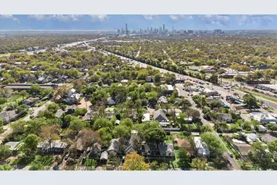 907 E 53rd Street, Austin, TX 78751 - Photo 33
