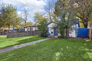 907 E 53rd St, Austin, TX 78751 - Photo 3