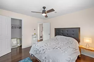 907 E 53rd St, Austin, TX 78751 - Photo 13