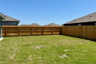 1714 Windsor Blvd, Lockhart, TX 78644 - Photo 37