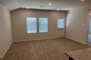 1714 Windsor Blvd, Lockhart, TX 78644 - Photo 11