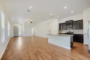 6000 Gerard Dr, Austin, TX 78744 - Photo 9