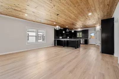 705 Sloan Street, Taylor, TX 76574 - Photo 9