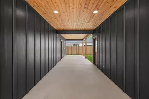 705 Sloan St, Taylor, TX 76574 - Photo 35