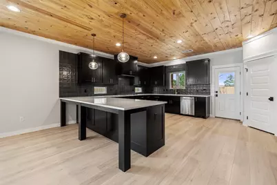 705 Sloan Street, Taylor, TX 76574 - Photo 11