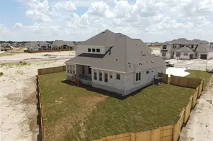 120 Clancy Dr, Liberty Hill, TX 78642 - Photo 35