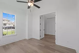 120 Clancy Dr, Liberty Hill, TX 78642 - Photo 35