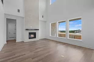 120 Clancy Dr, Liberty Hill, TX 78642 - Photo 17