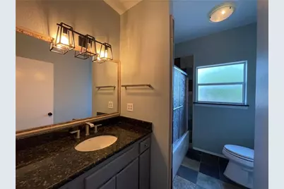 2007 E 10th Street #A, Austin, TX 78702 - Photo 17