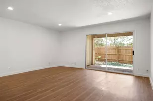 620 S 1st St, Austin, TX 78704 - Photo 3