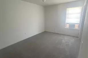 1105 Westwood Ln, Giddings, TX 78942 - Photo 3