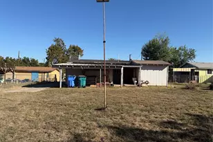 712 Sandy Mountain Dr, Llano, TX 78643 - Photo 17