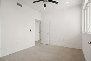 604 N Bluff Dr, Austin, TX 78745 - Photo 15