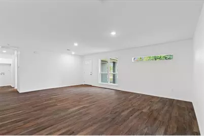 5307 Village Trail, Austin, TX 78744 - Photo 3