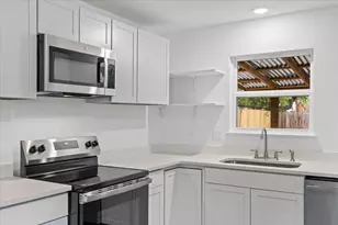 5307 Village Trail, Austin, TX 78744 - Photo 7