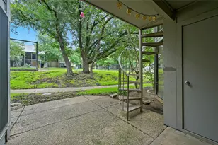 200 World of Tennis Sq, Lakeway, TX 78738 - Photo 25