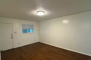 6400 Vioitha Dr, Austin, TX 78723 - Photo 5