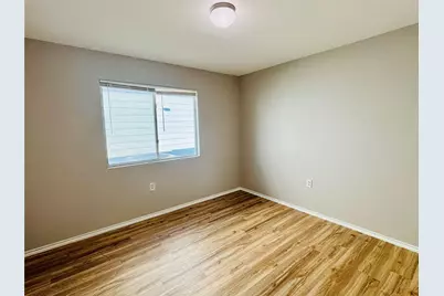 7424 Cayenne Lane, Austin, TX 78741 - Photo 11