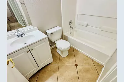 7424 Cayenne Lane, Austin, TX 78741 - Photo 15